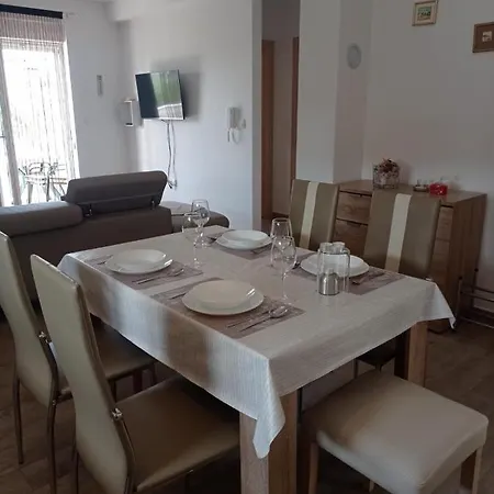 Daire For Holidays In Croatia *